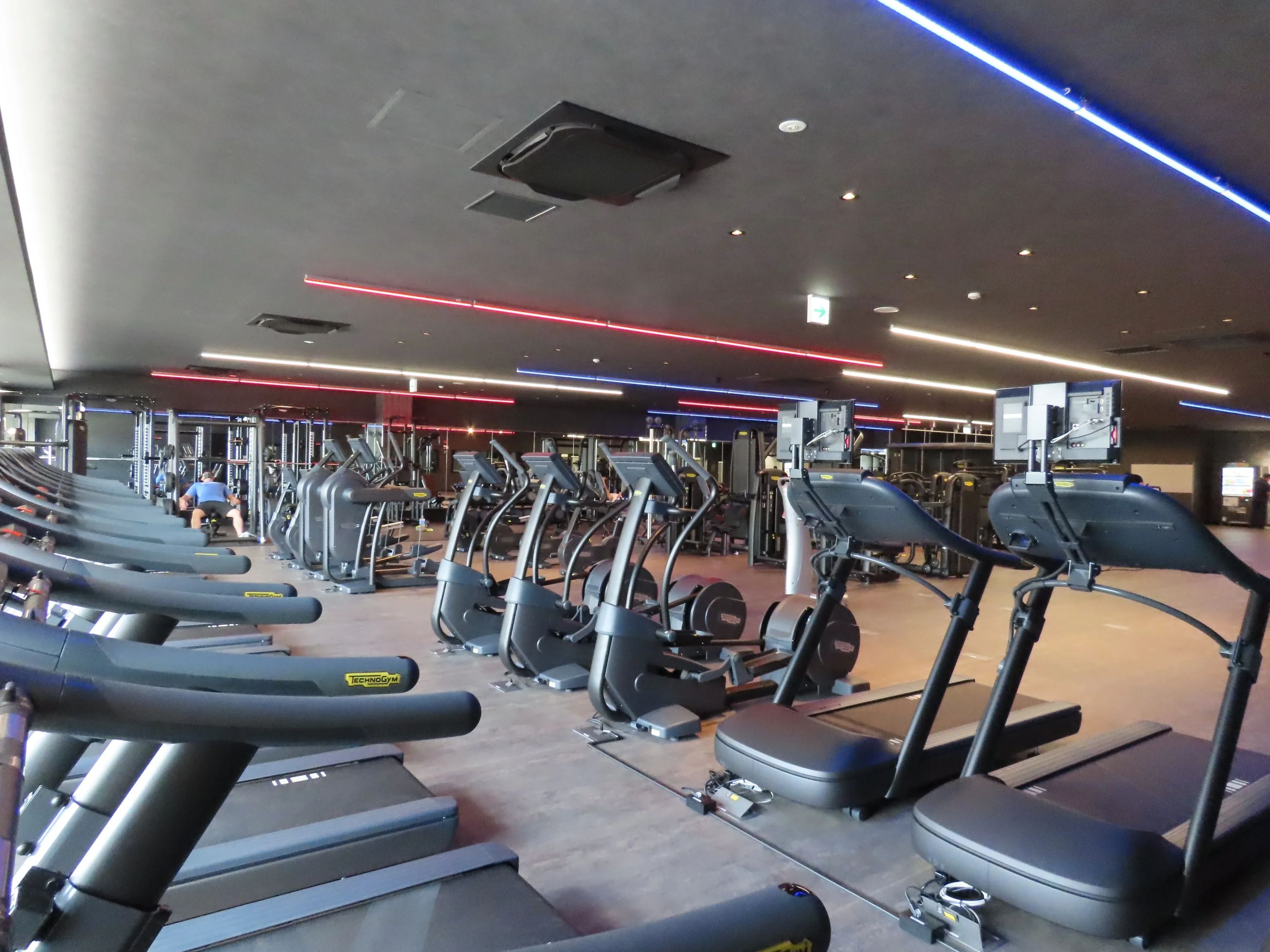 DUNLOP(ダンロップスポーツクラブ) スイミング・水泳 春日部店のサムネイル画像 5