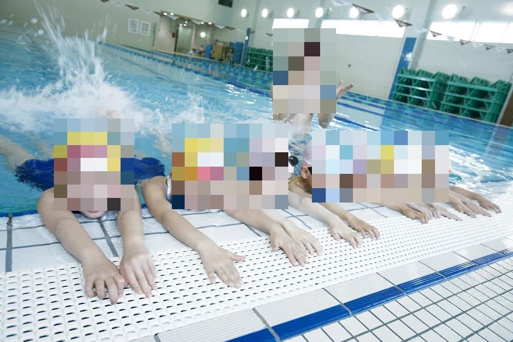 RENAISSANCE(ルネサンス) スイミング・水泳 住之江のサムネイル画像 3