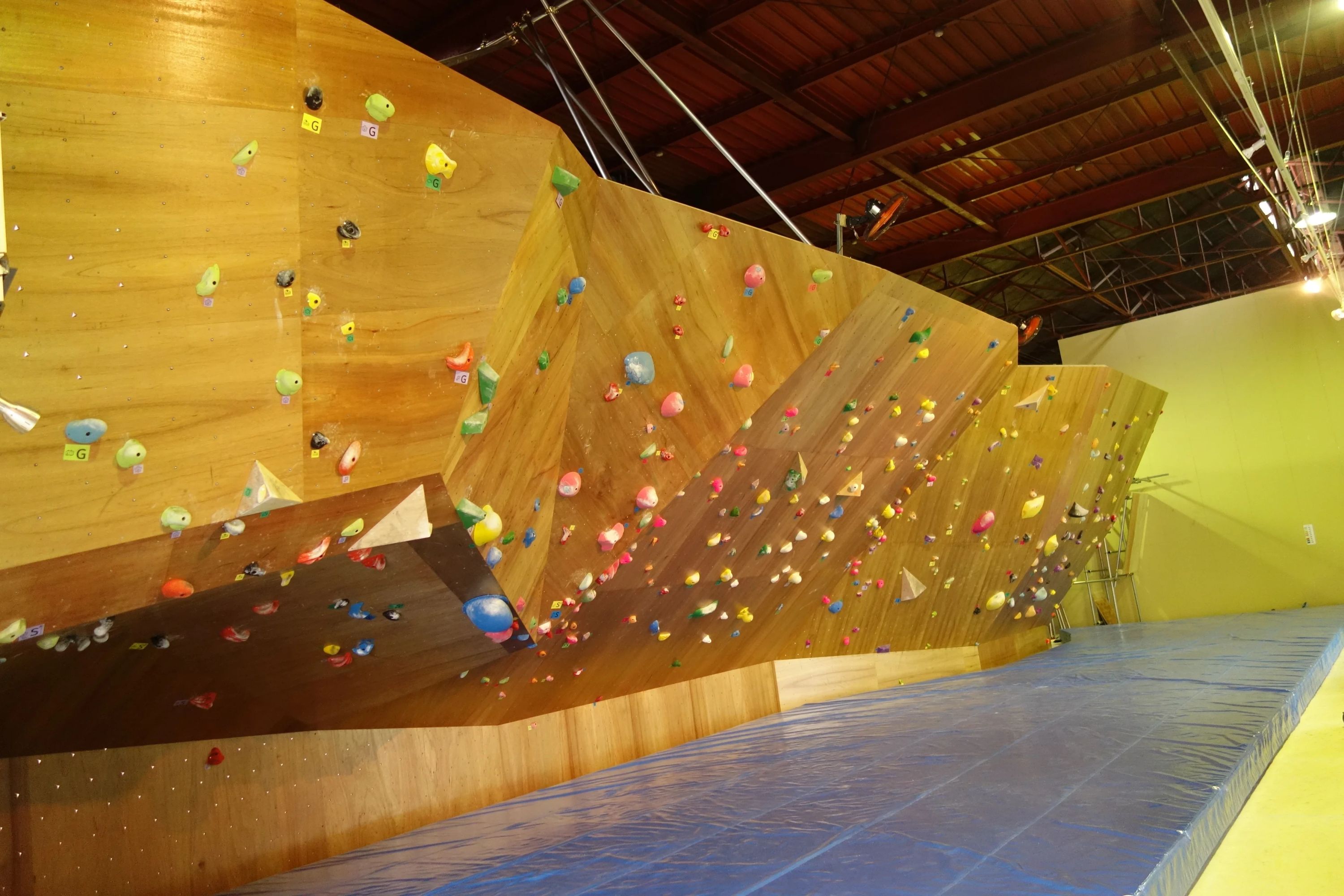 Climbing Gym SORANI ボルダリング 根々井教室のメイン画像