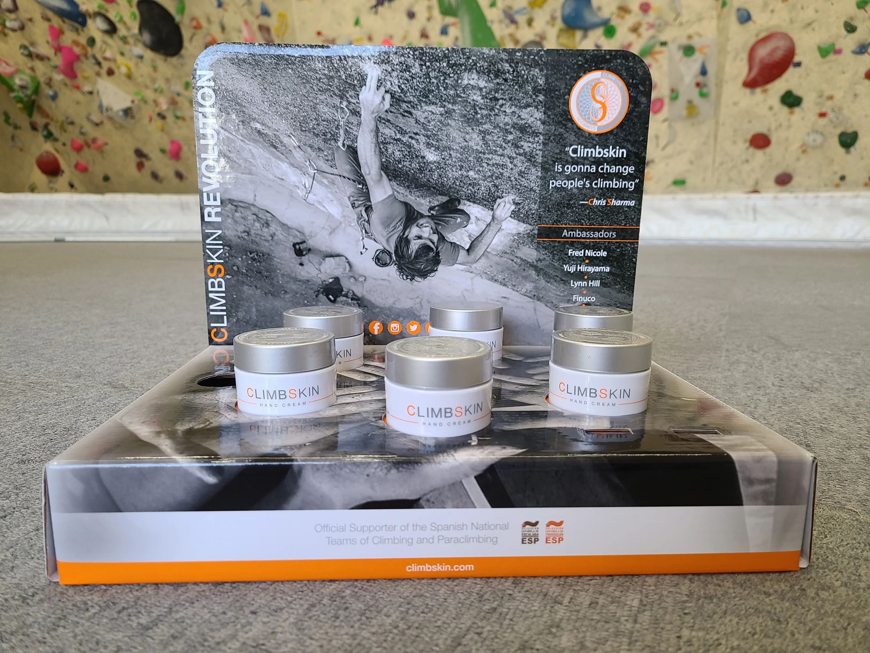 カラフルロック ボルダリング 須成教室のサムネイル画像 3