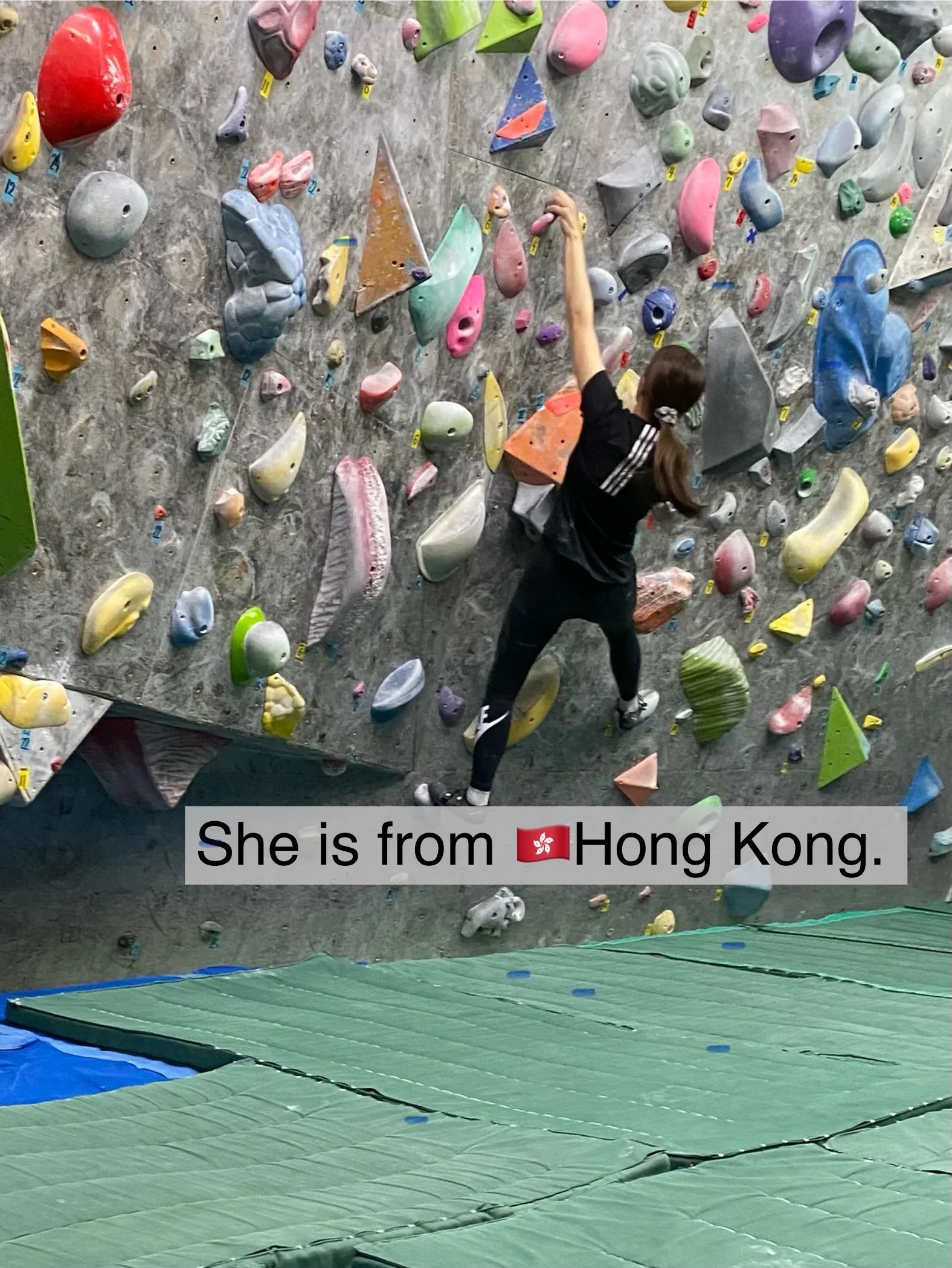 クライミングジム・ヒグラシ ボルダリング 長堀橋店のサムネイル画像 2