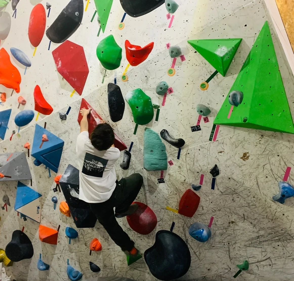 クライミングジム M-WALL ボルダリング 上本庄教室のメイン画像