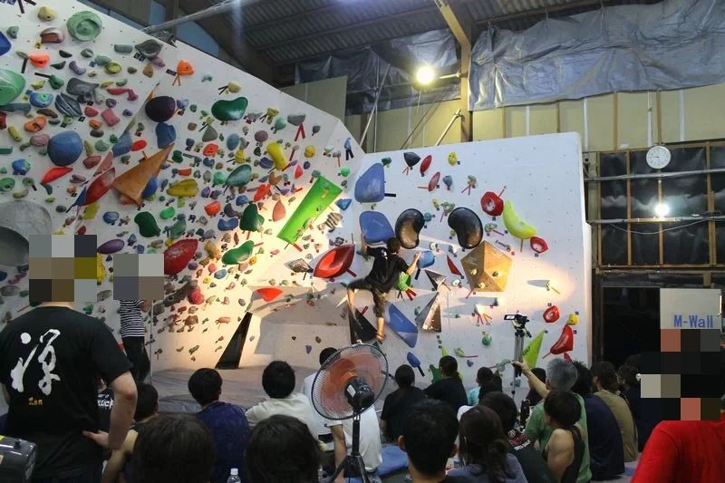 クライミングジム M-WALL ボルダリング 上本庄教室のサムネイル画像 4