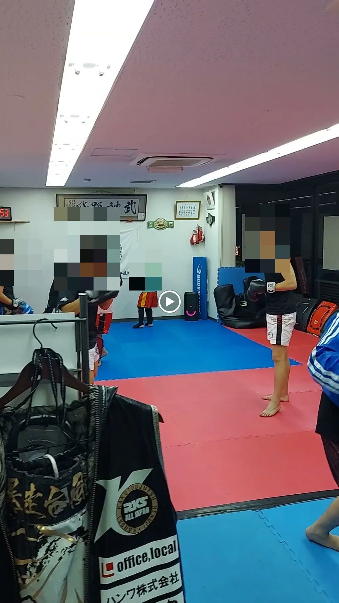 顕修塾 格闘術 中百舌鳥支部のサムネイル画像 2