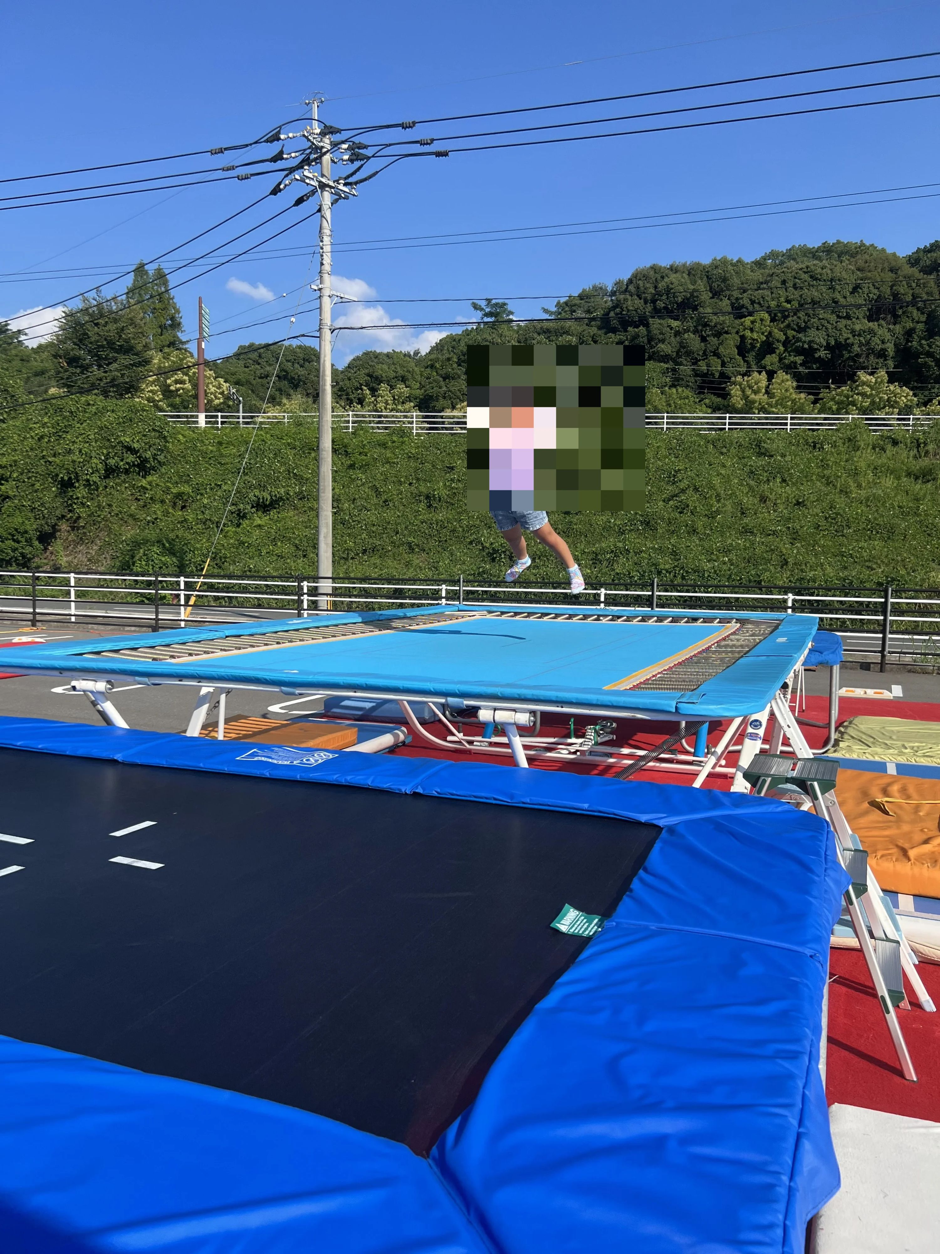 直方エアーフライング トランポリン 直方市体育館のサムネイル画像 4