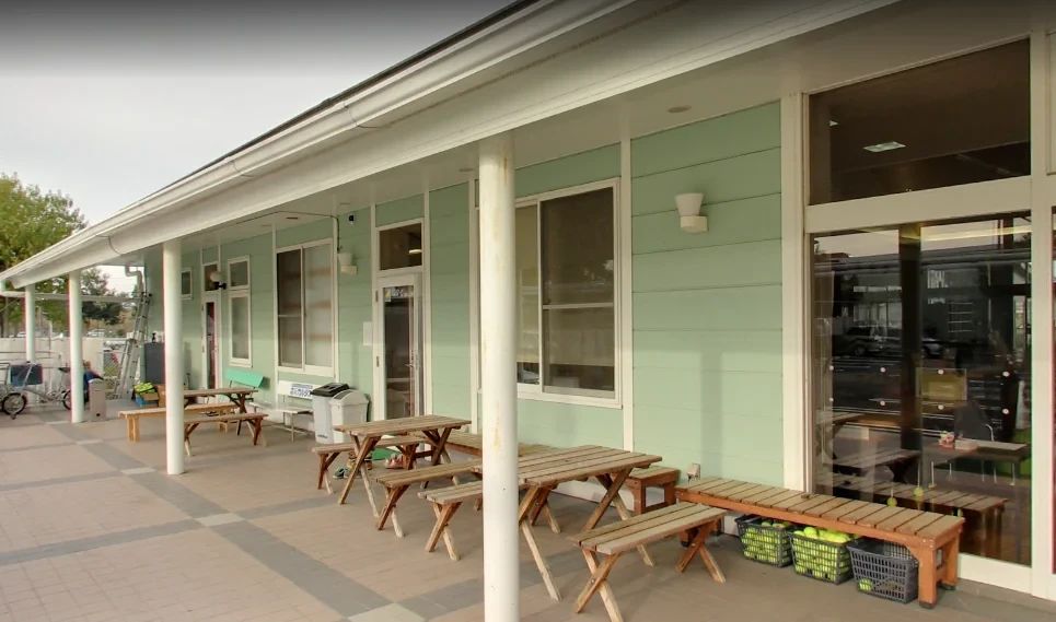 テニススクール・ノア 加古川校のサムネイル画像 3