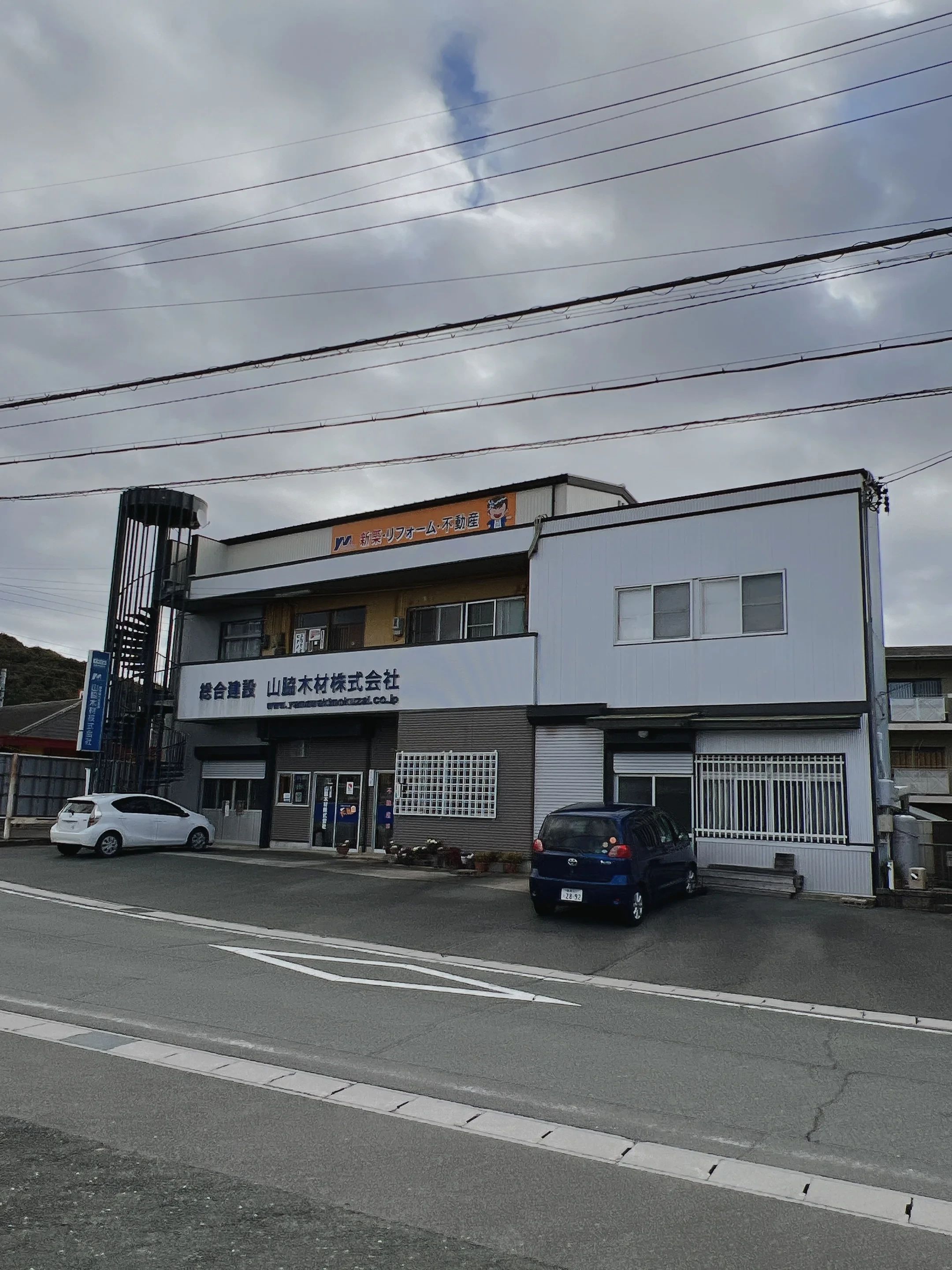 中部楽器 ピアノ 御油中央センターのサムネイル画像 2