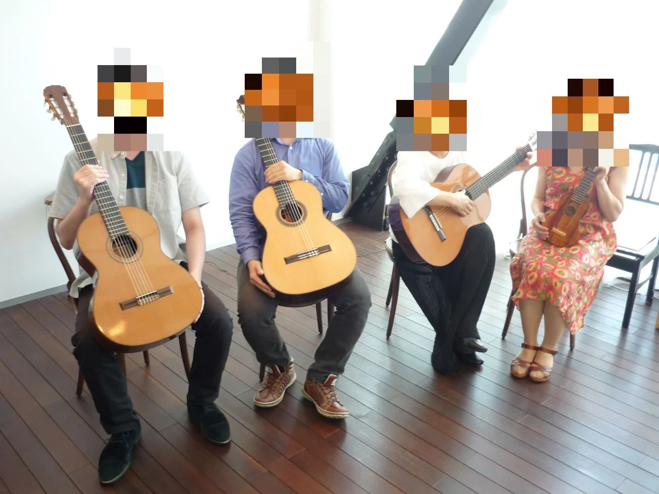 Tsune Guitar Music School ギター 神田須田町教室のサムネイル画像 3