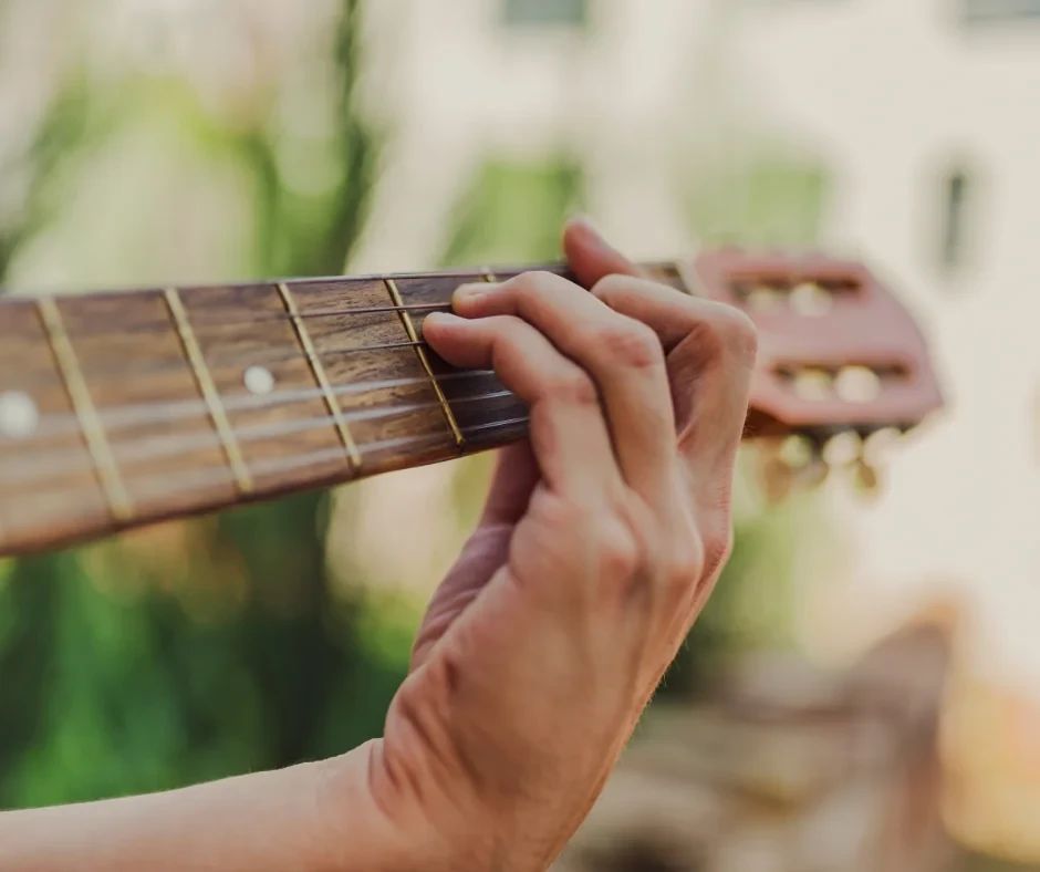 柴田ギタースクール 子安町教室のサムネイル画像 4