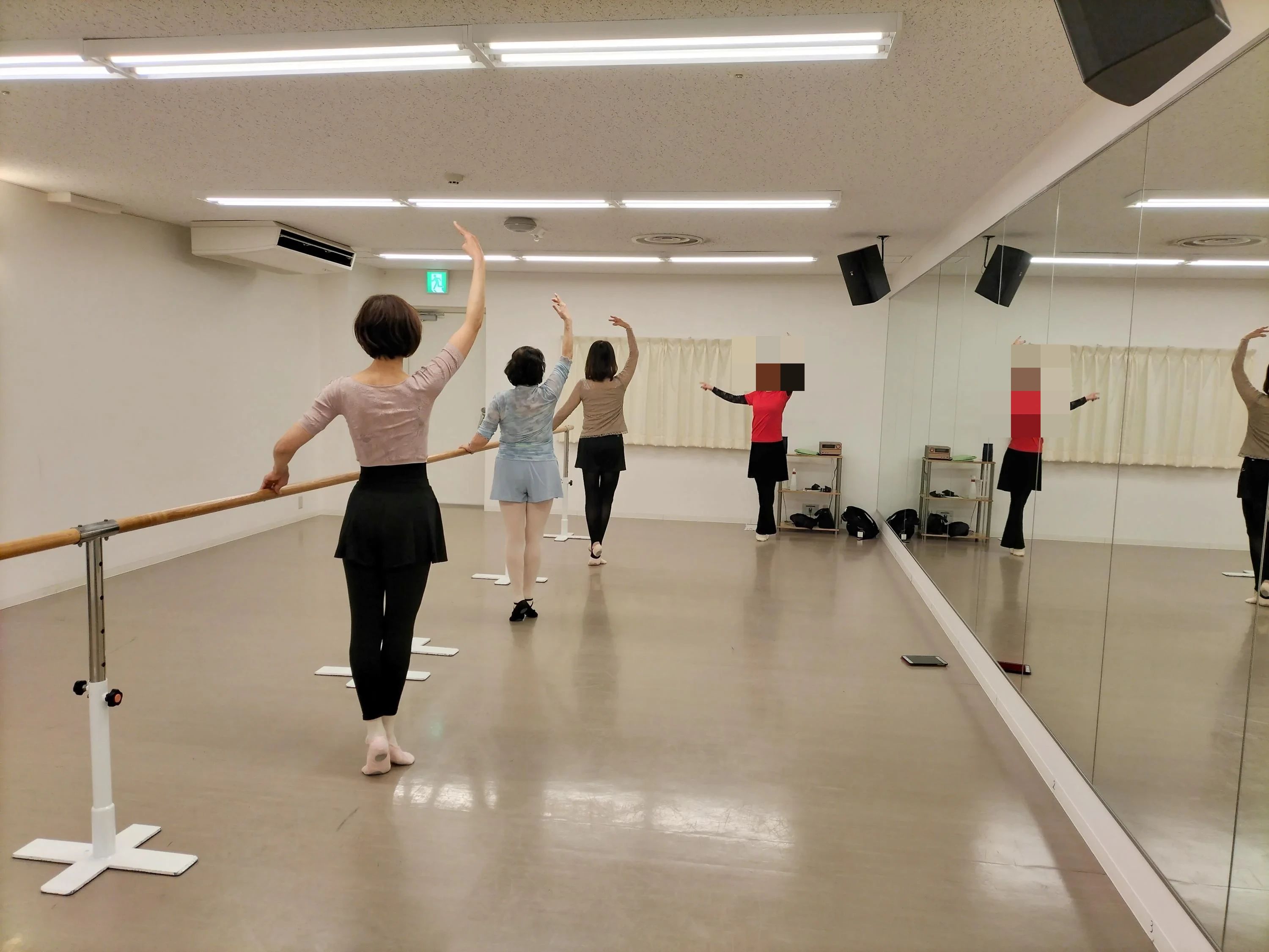 JEUGIA(ジュージヤ) ギター 堺タカシマヤのサムネイル画像 3