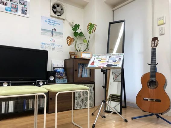 新堀ギター音楽院 ウクレレ 桜木町教室のメイン画像