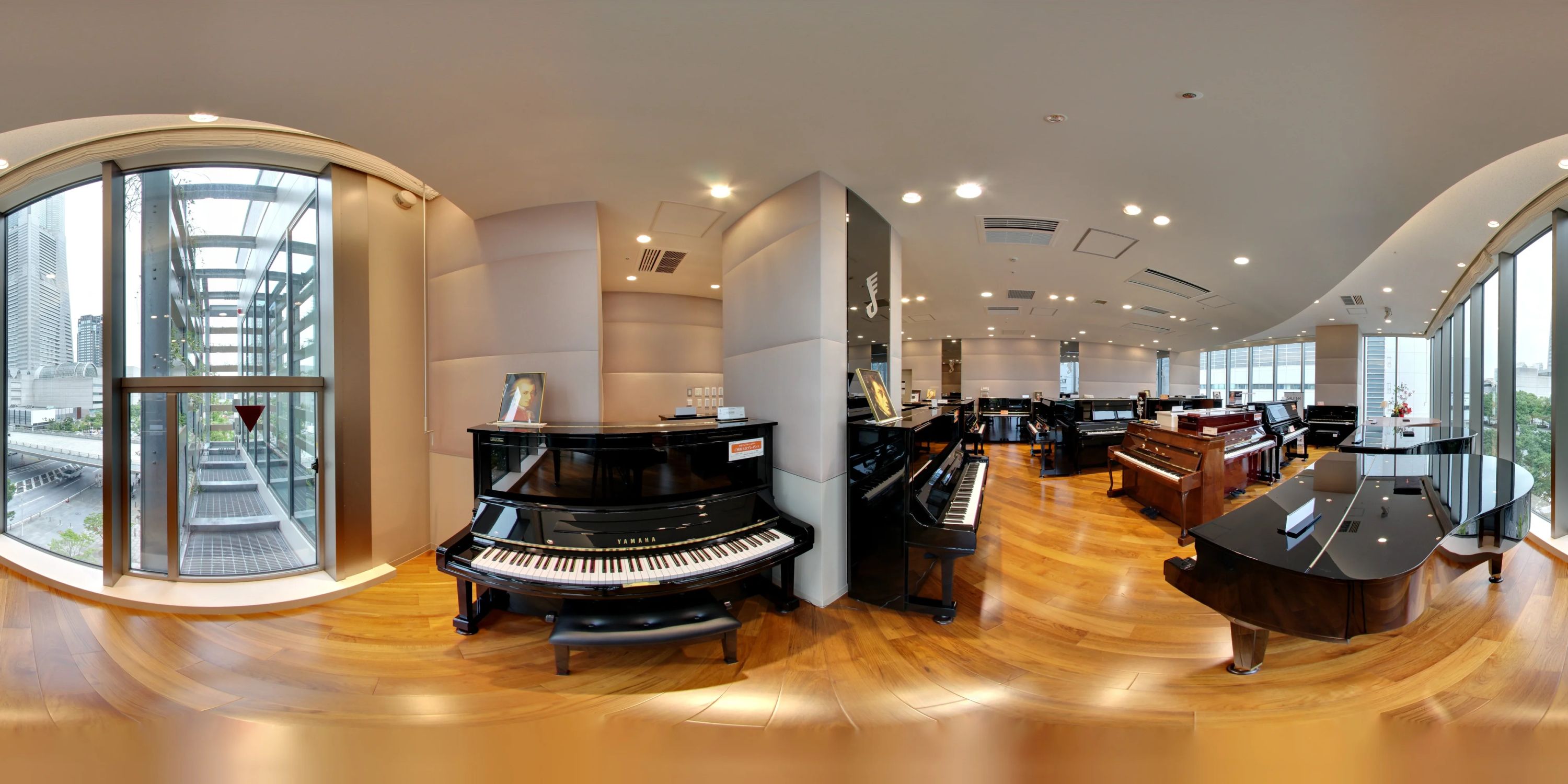 島村楽器 ウクレレ 横浜みなとみらい店のサムネイル画像 3