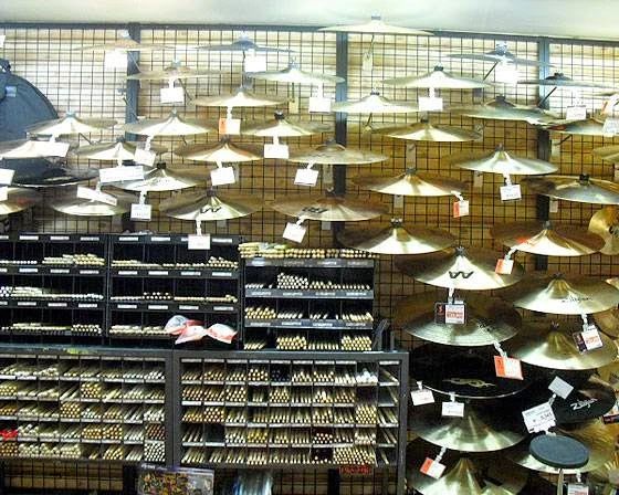 島村楽器 エレキベース 三宮オーパ店のメイン画像