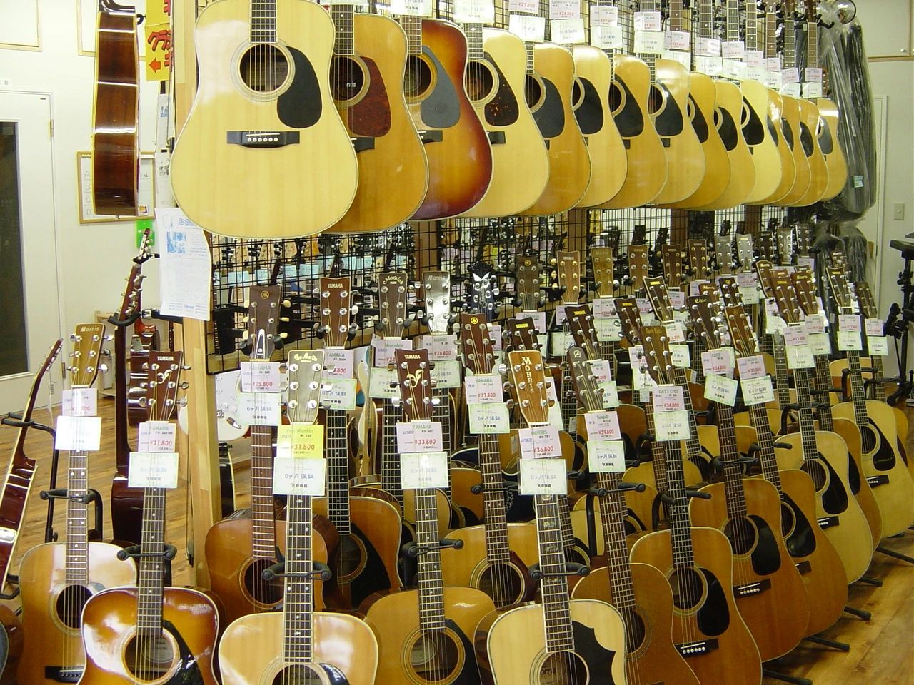 天理楽器 ウクレレ 西大和店のメイン画像