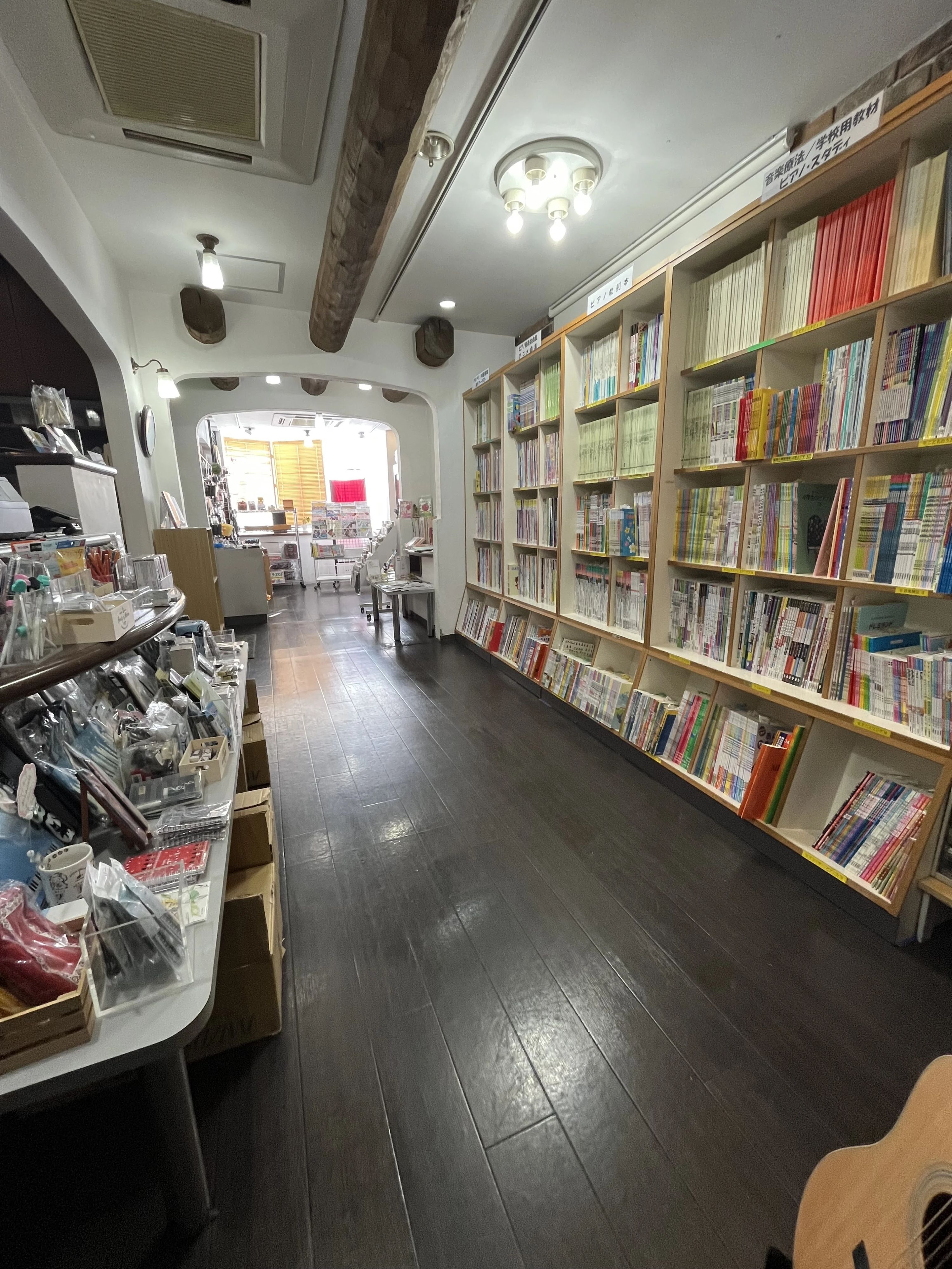 北勢ミュージック 電子オルガン 本店/店頭センターのサムネイル画像 2