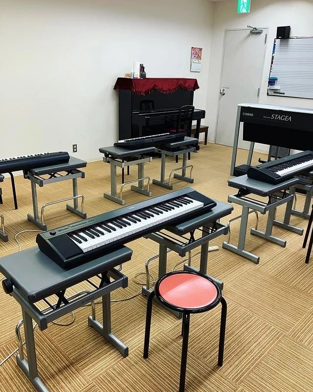 ハセガワ楽器 電子オルガン 日生中央センターのサムネイル画像 4