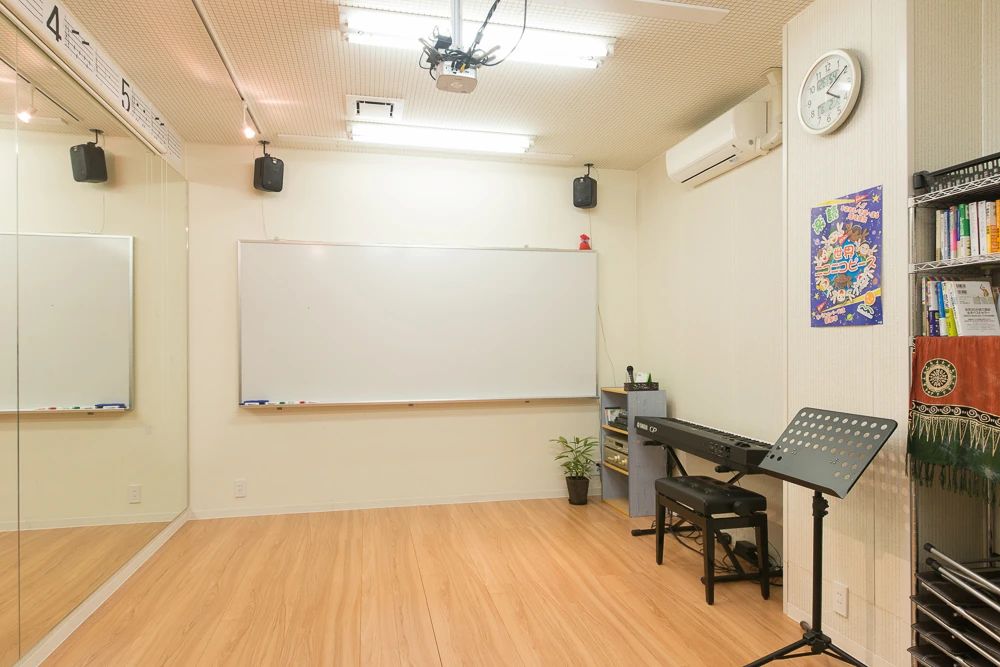 アイズミュージックアカデミー フルート 金山校のサムネイル画像 2