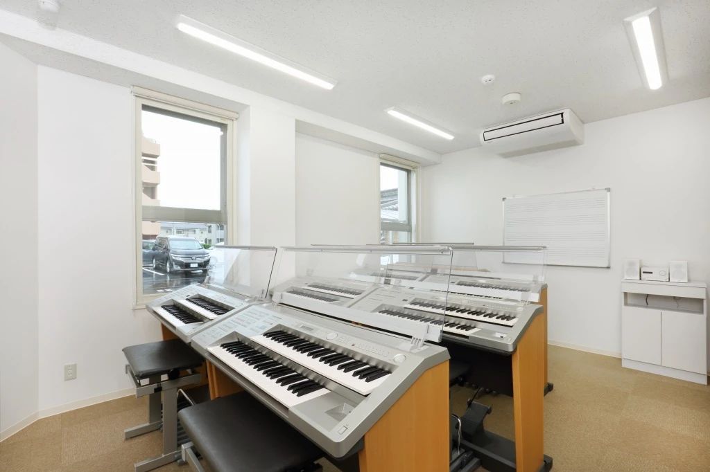 ロマン楽器 フルート ユニスタイル守山のサムネイル画像 5