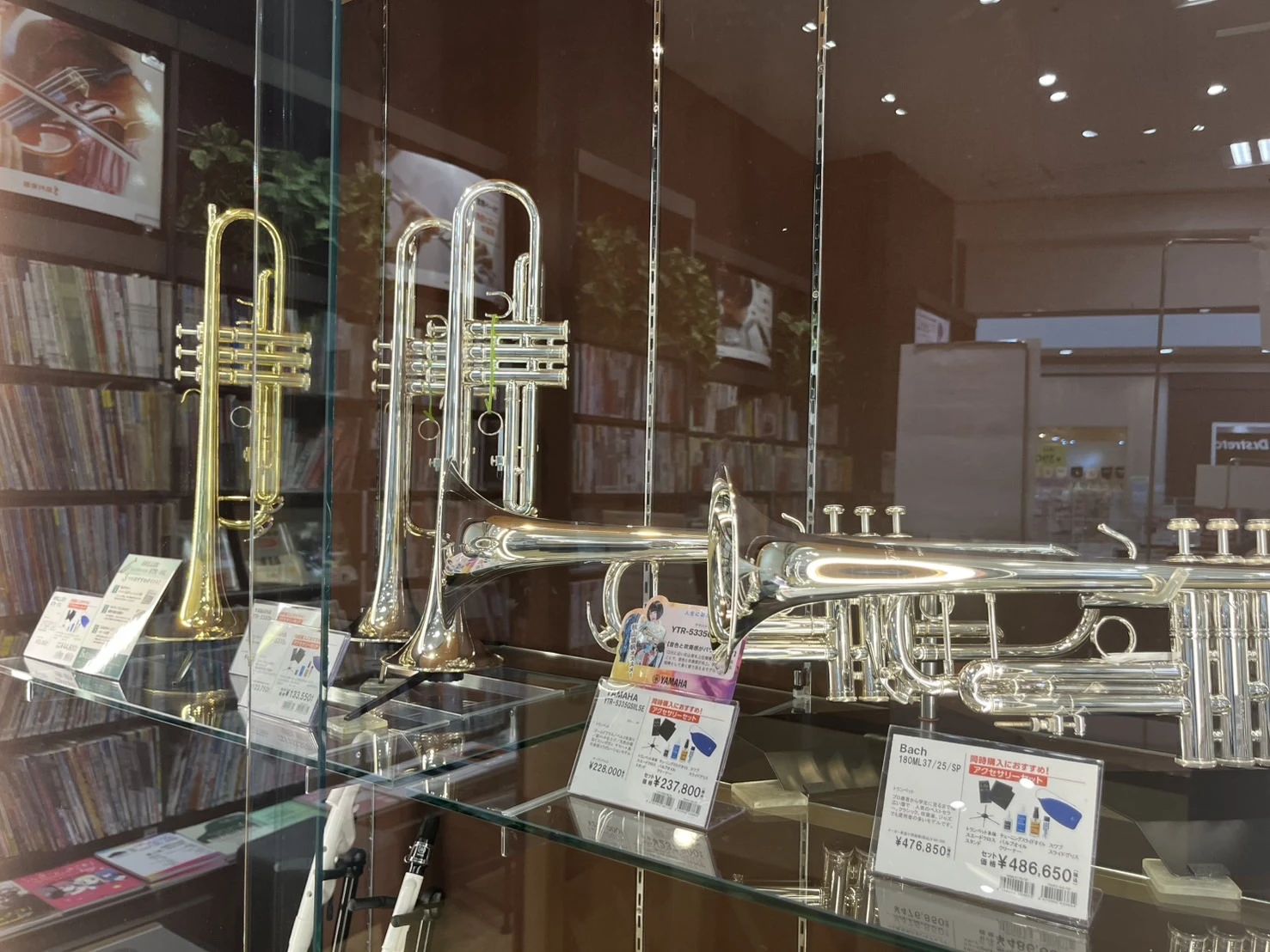 島村楽器 サクソフォーン イオンモールむさし村山店のサムネイル画像 3