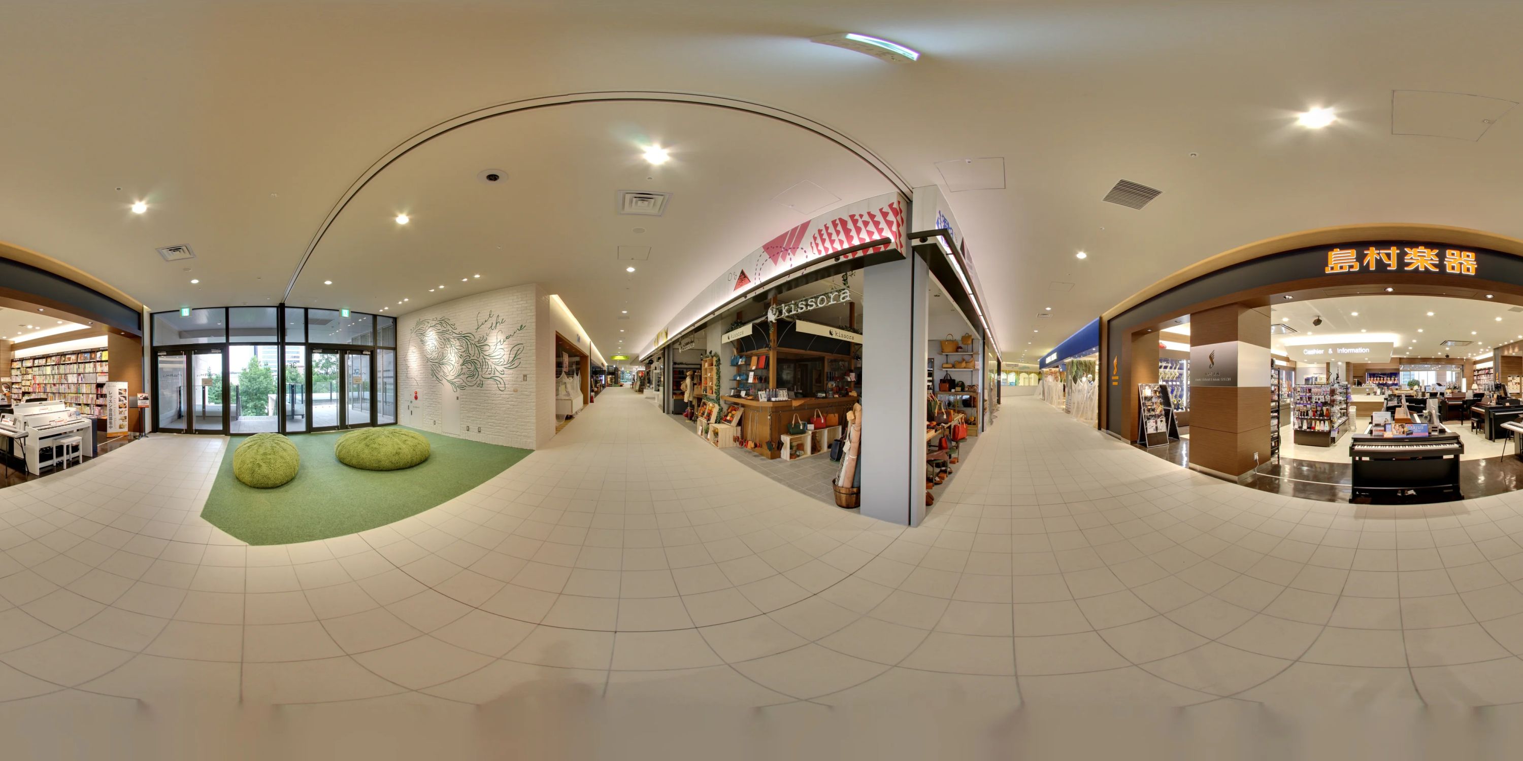 島村楽器 サクソフォーン 横浜みなとみらい店のメイン画像