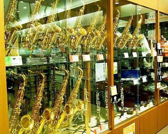 島村楽器 サクソフォーン モラージュ菖蒲店のサムネイル画像 4
