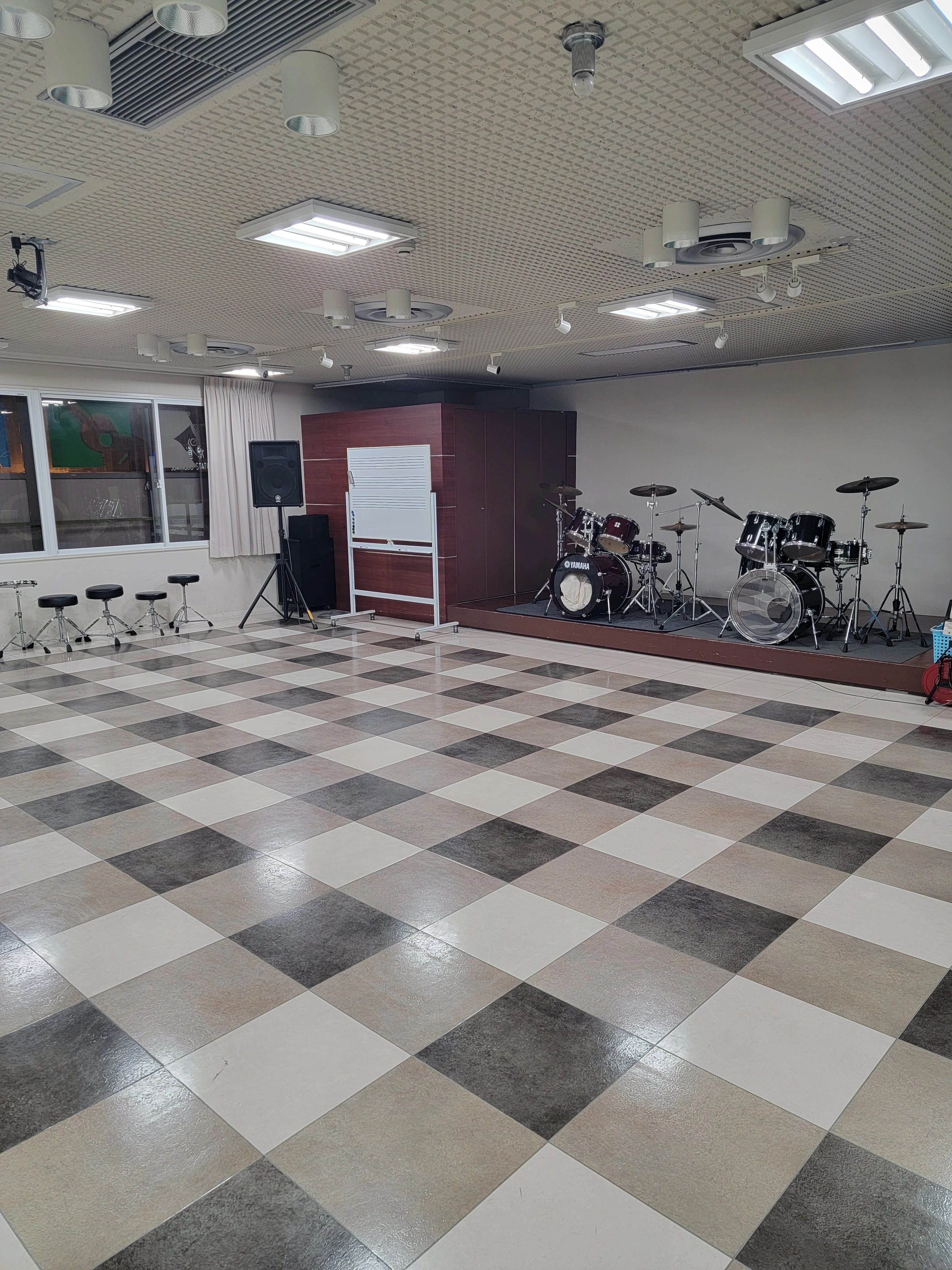 大東楽器 ドラム アミューズ住道のメイン画像