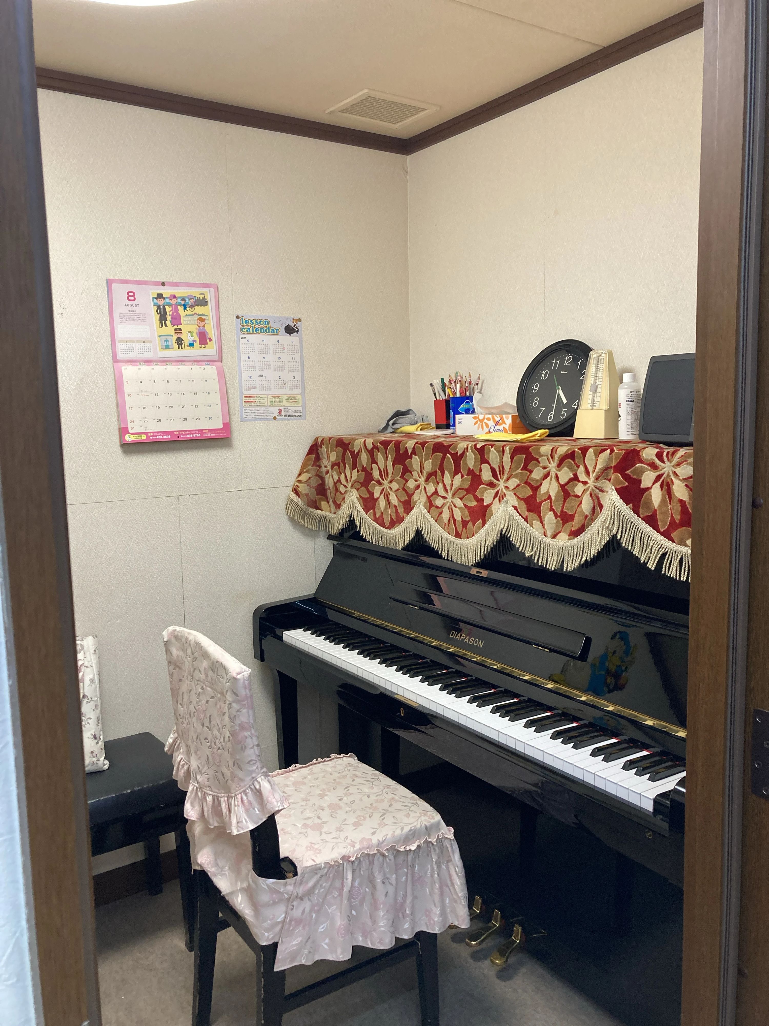 新日本ミュージック ドラム 第二阪和道下松２Ｆ教室のサムネイル画像 3