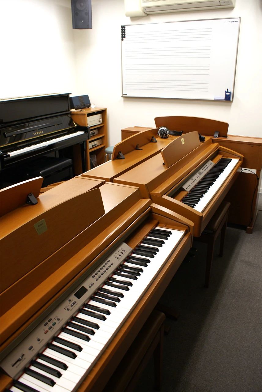 ミュージックサロン馬車道 ソルフェージュ 尾上町教室のサムネイル画像 5