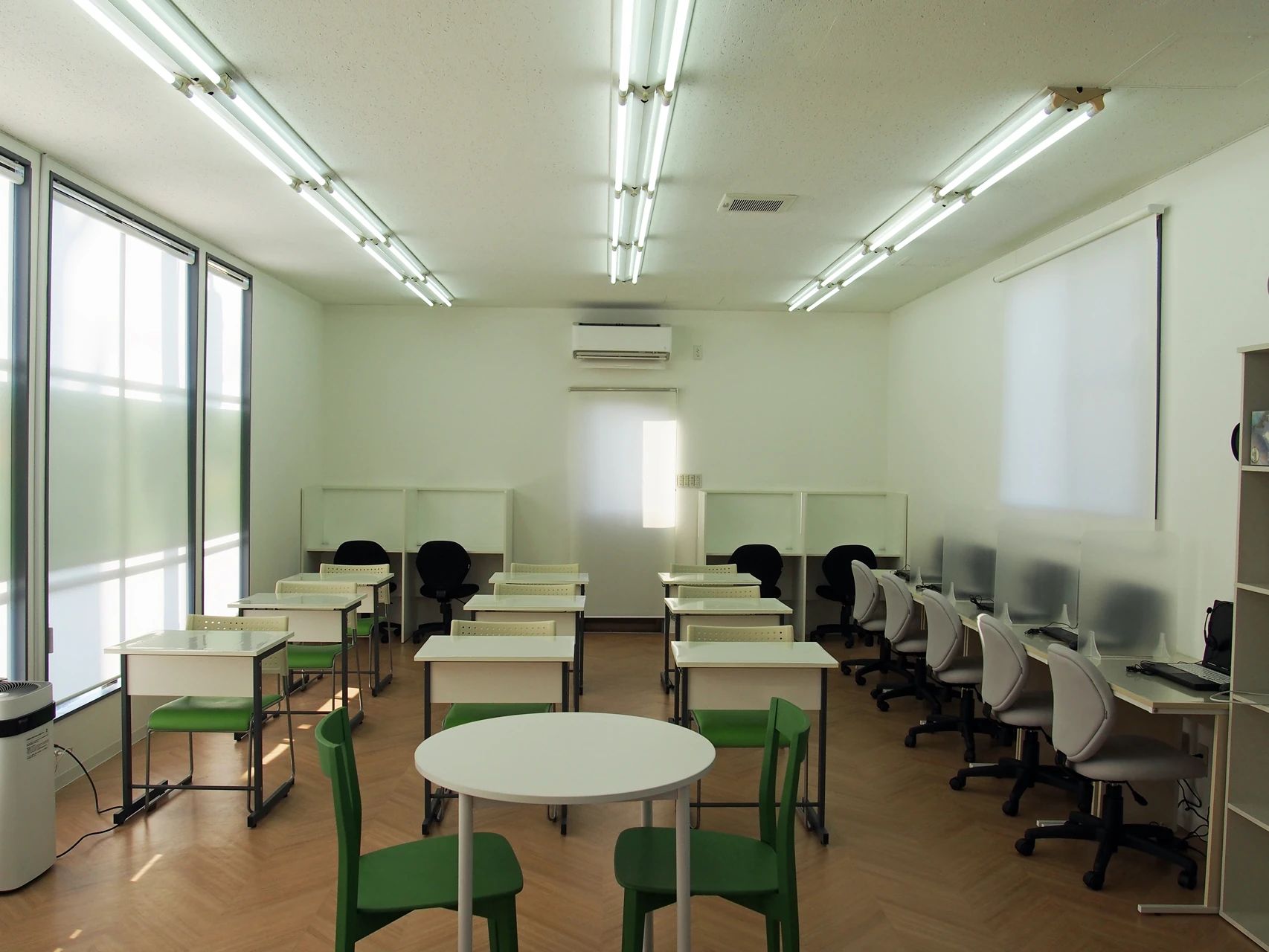 俊英塾 幼児教室 木幡陣ノ内教室のサムネイル画像 3