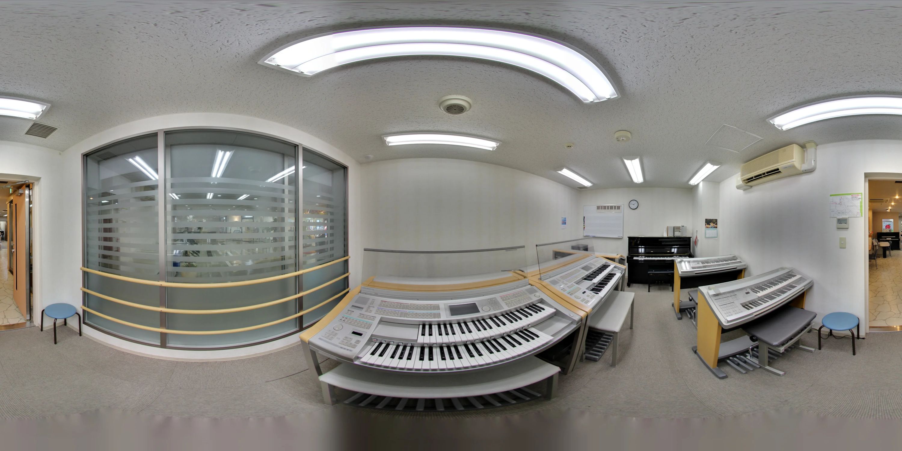 ヤマハ音楽教室 リトミック 鶴川駅前センターのサムネイル画像 2