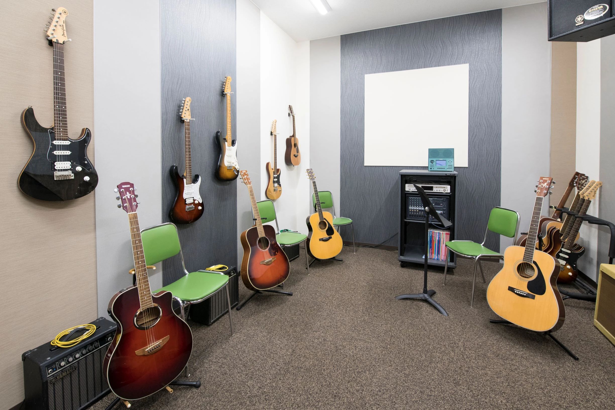 ヤマハ音楽教室 リトミック ミュージックアベニュー池袋のサムネイル画像 3