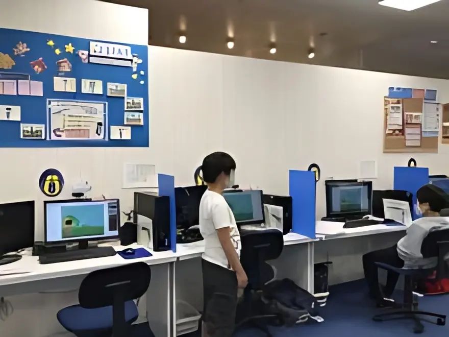 STAR Programming SCHOOL ロボット・プログラミング教室 上野マルイ教室のサムネイル画像 3