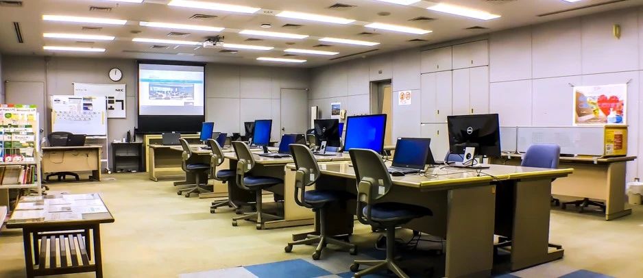 相模原市立産業会館 パソコン＆プログラミング教室 中央教室のメイン画像