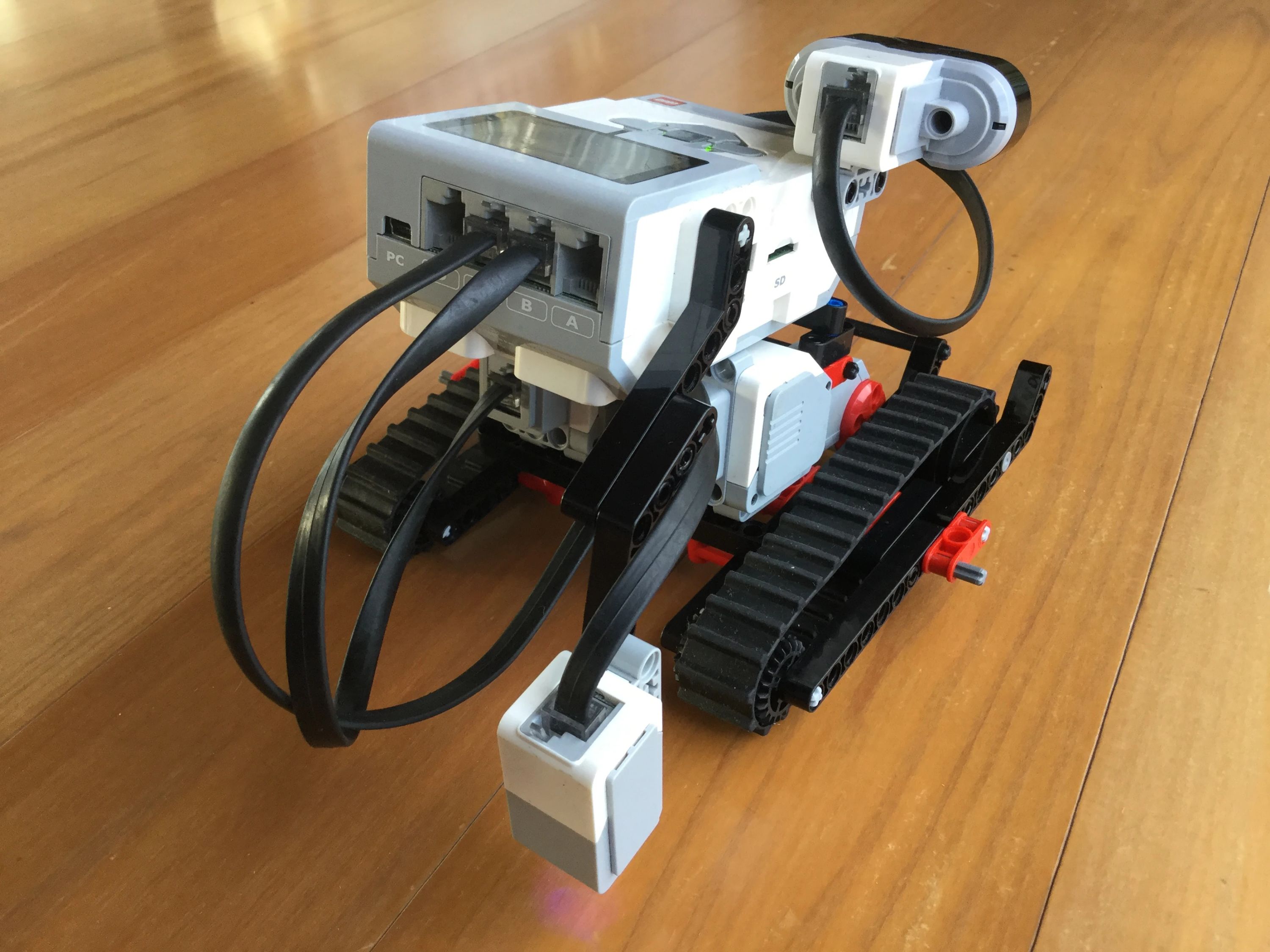 ロボット教室リンクル 仲町教室のサムネイル画像 5