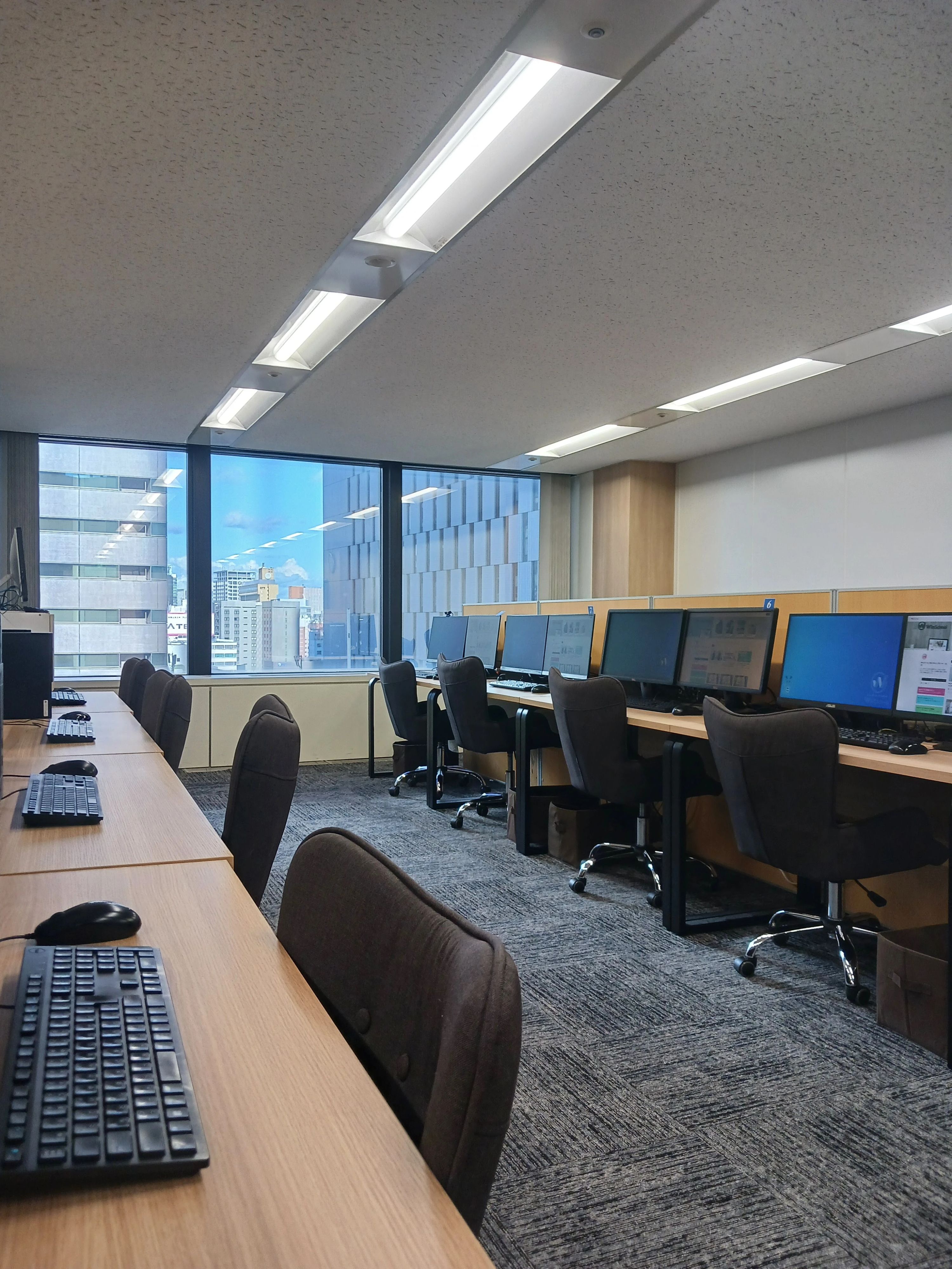 Winスクール パソコン 名古屋駅前校のメイン画像