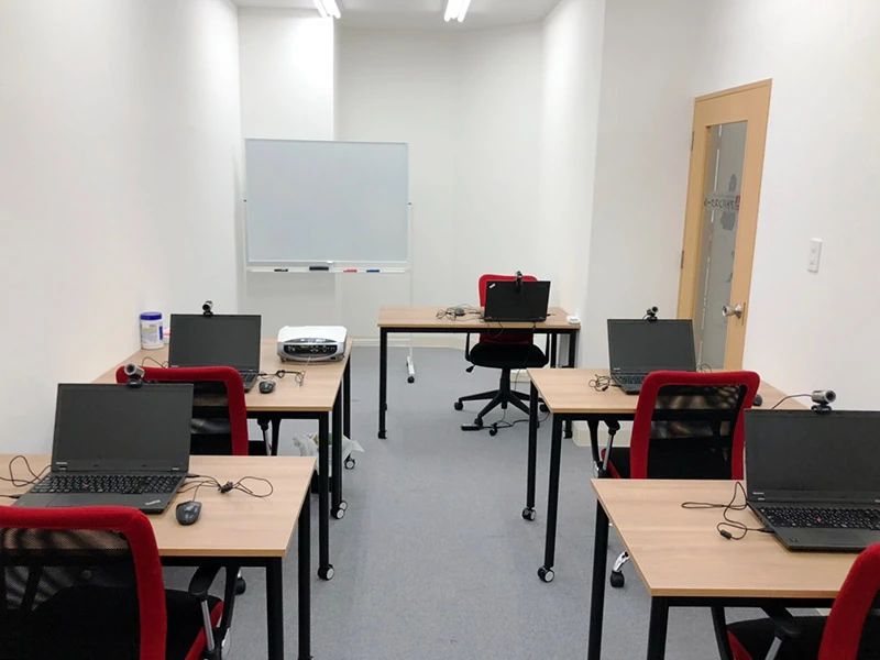 アドバンスクール パソコン 福岡天神校のサムネイル画像 4