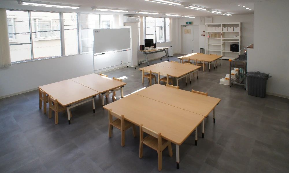 さんかくラボ 美術（絵画・造形・工作） 南堀江校のサムネイル画像 4