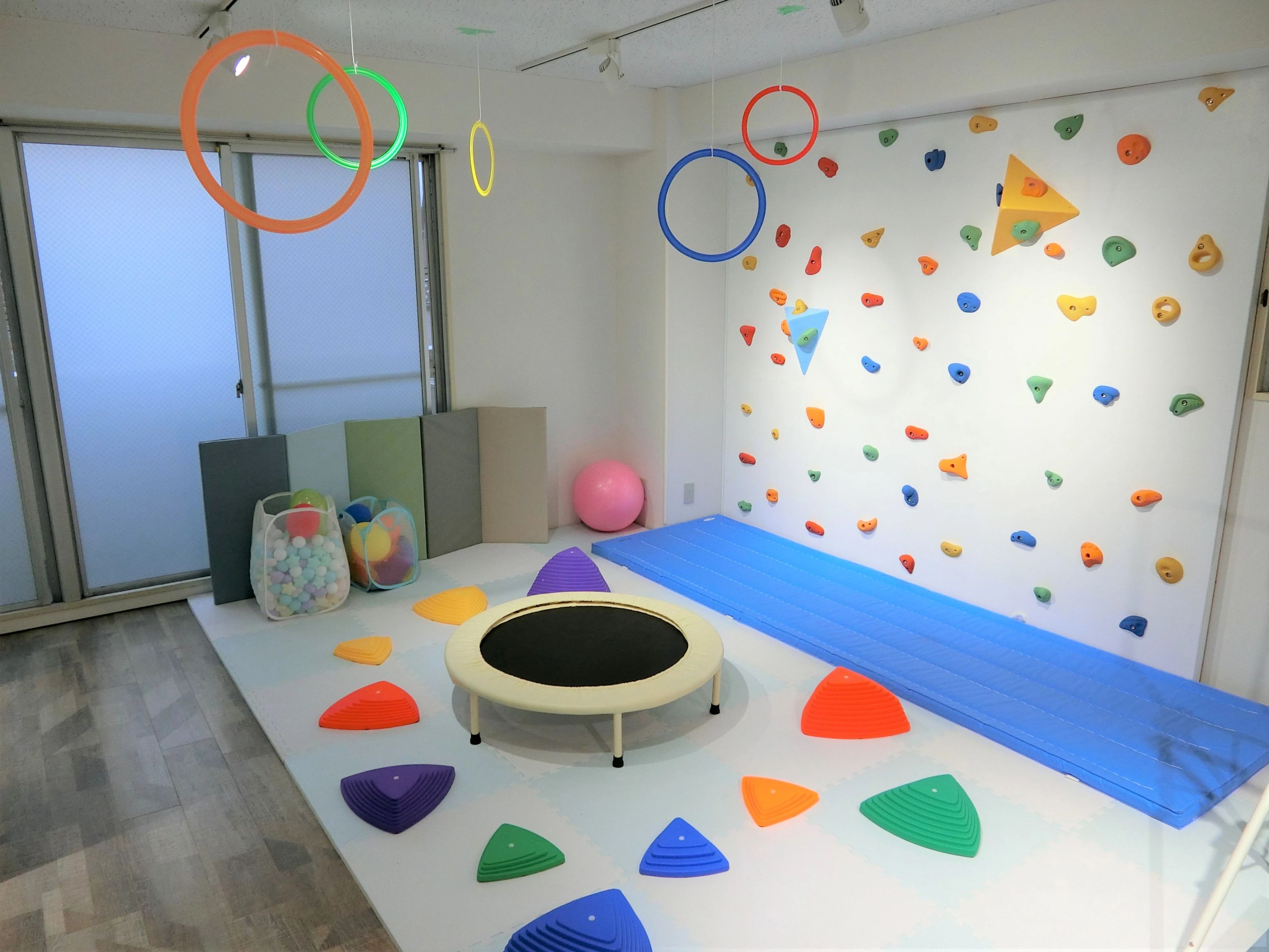 サポート広場 minatos 療育（発達支援） 綱島店のサムネイル画像 2