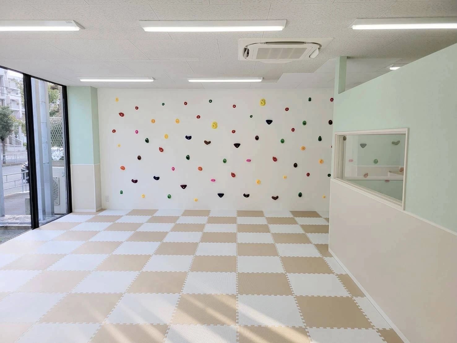 One step smile 療育（発達支援） 東三国教室のサムネイル画像 5