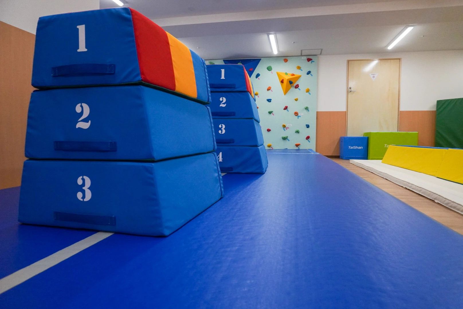 花まるスポーツクラブ 体操 市川校のサムネイル画像 5