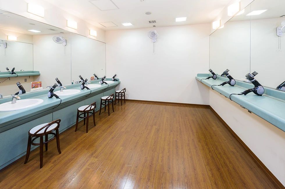 メガロス ミライク 本八幡のサムネイル画像 4