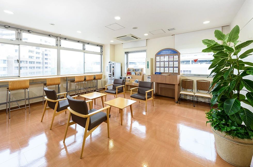 メガロス ベビーミライク 千種のサムネイル画像 5