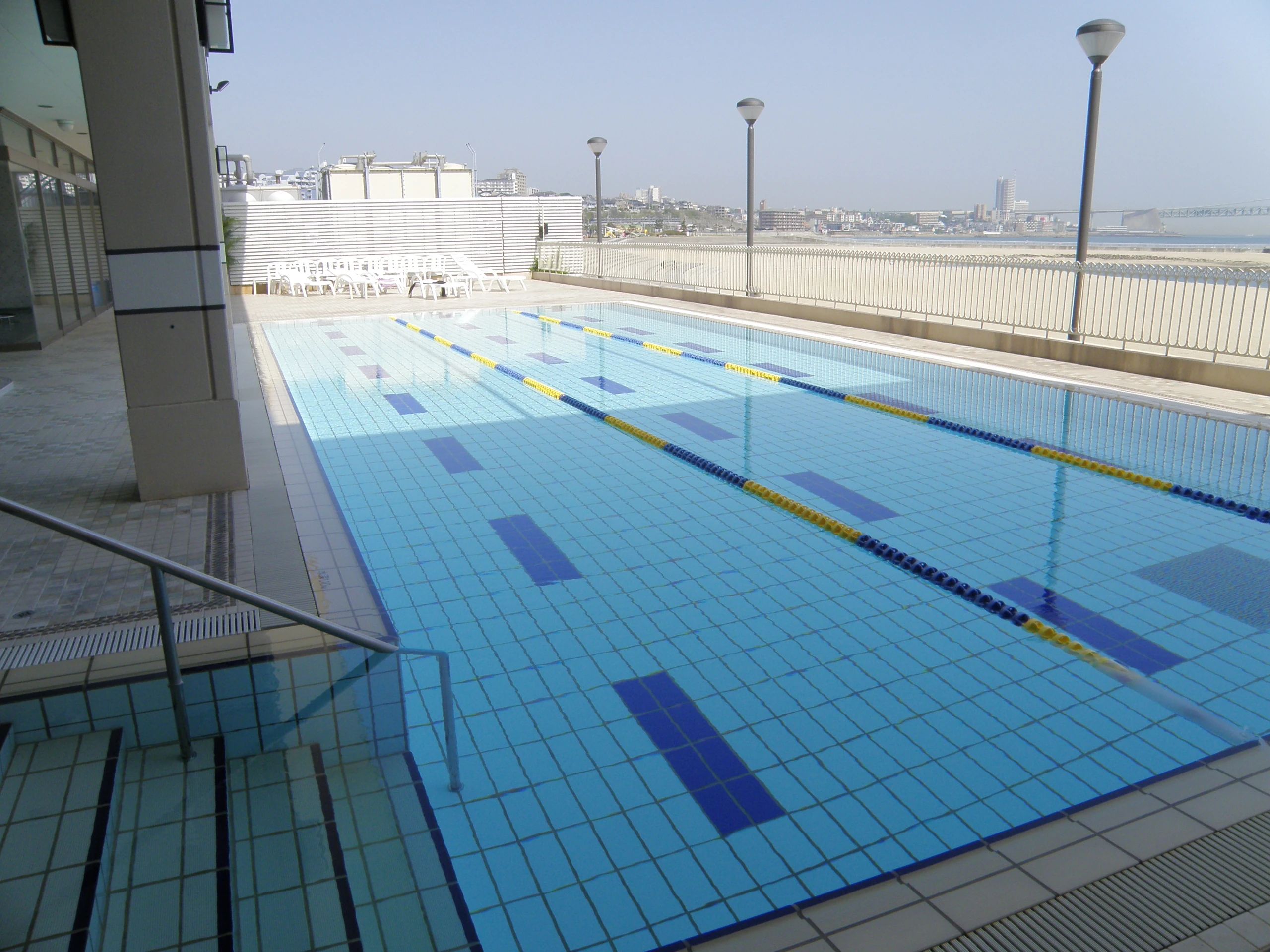 Sports Club AXTOS [テニススクール] アクトス明石大蔵リゾートのサムネイル画像 5