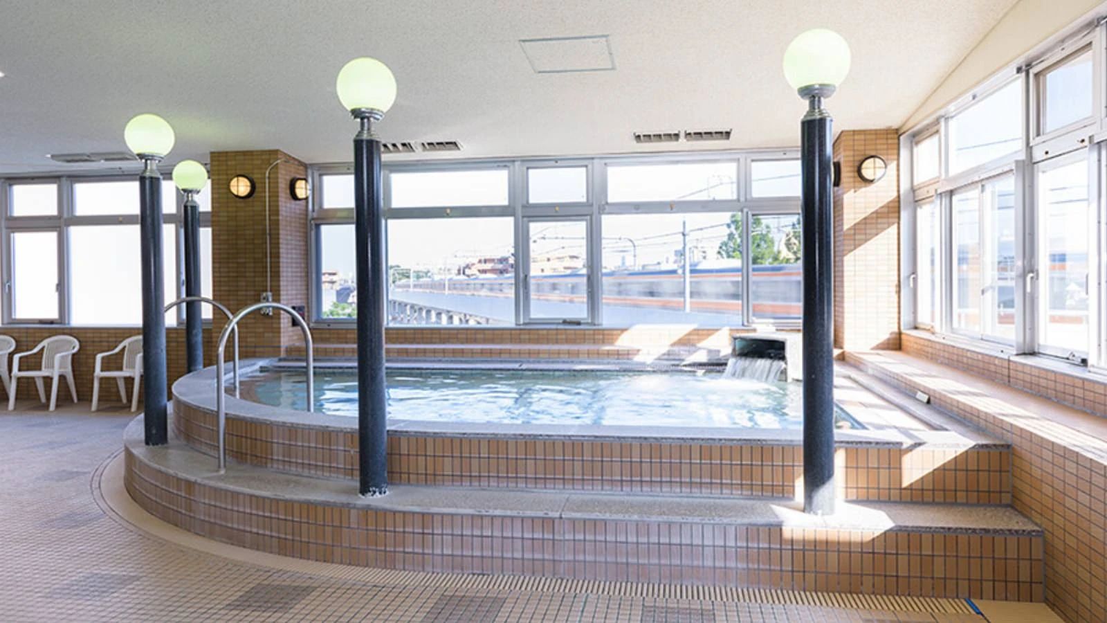 メガロス キッズスカッシュスクール 武蔵小金井のサムネイル画像 3