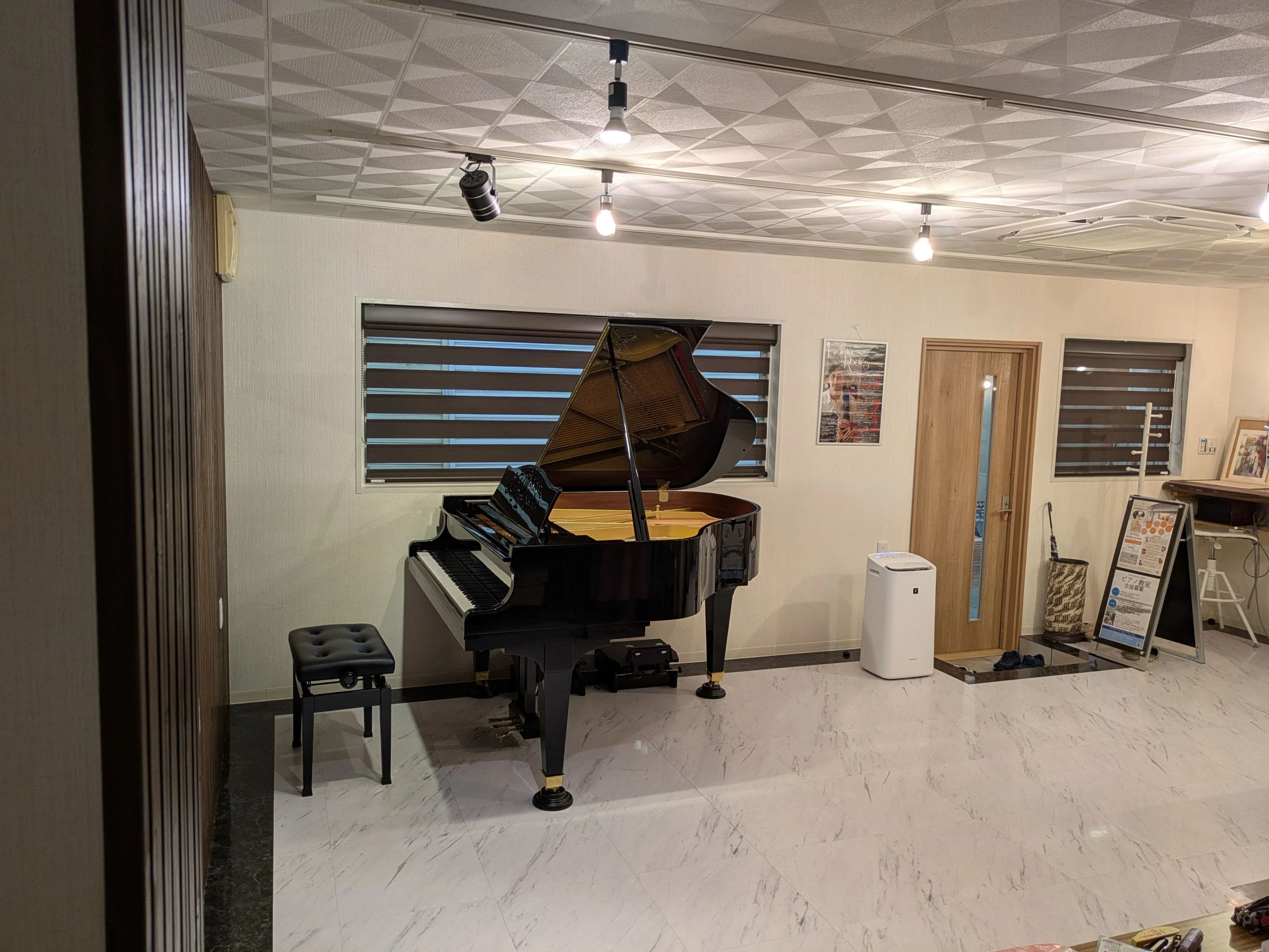 なだ音楽サロン ピアノのサムネイル画像 4