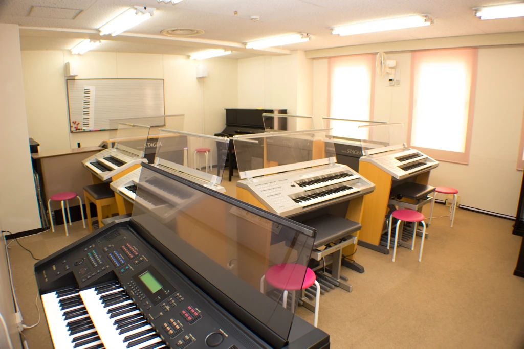 新響楽器　エレクトーン教室 ミュージックサロン 逆瀬川のサムネイル画像 2