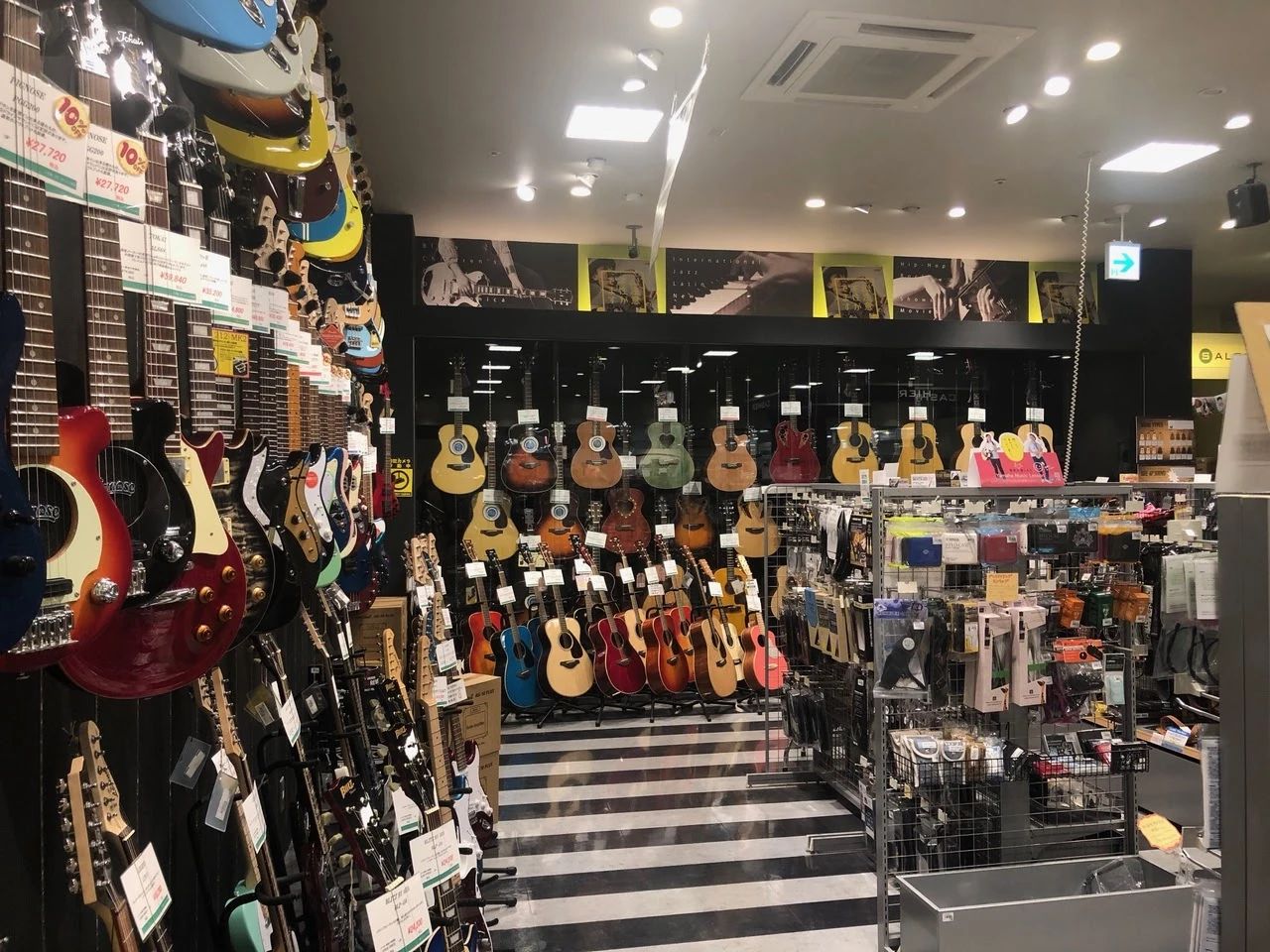 JEUGIAオリジナルレッスン ギター ミュージックサロン久御山のサムネイル画像 3