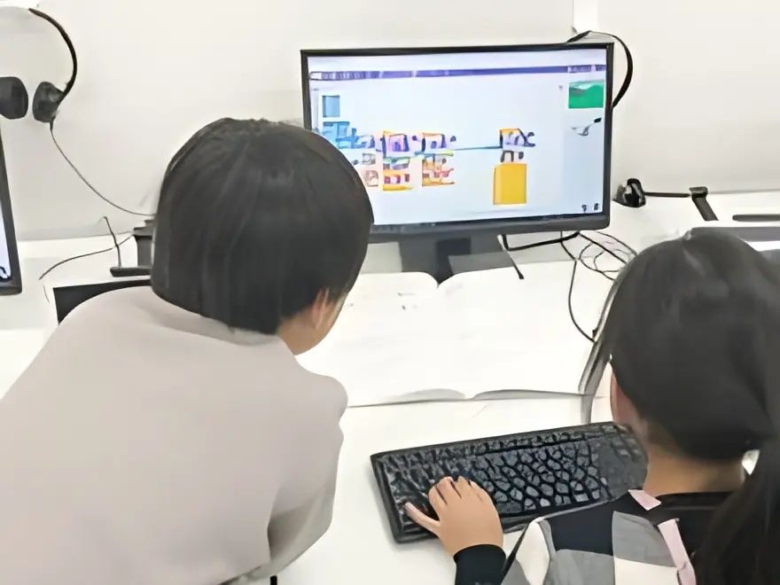 スタープログラミングスクール コロワ甲子園教室のサムネイル画像 3