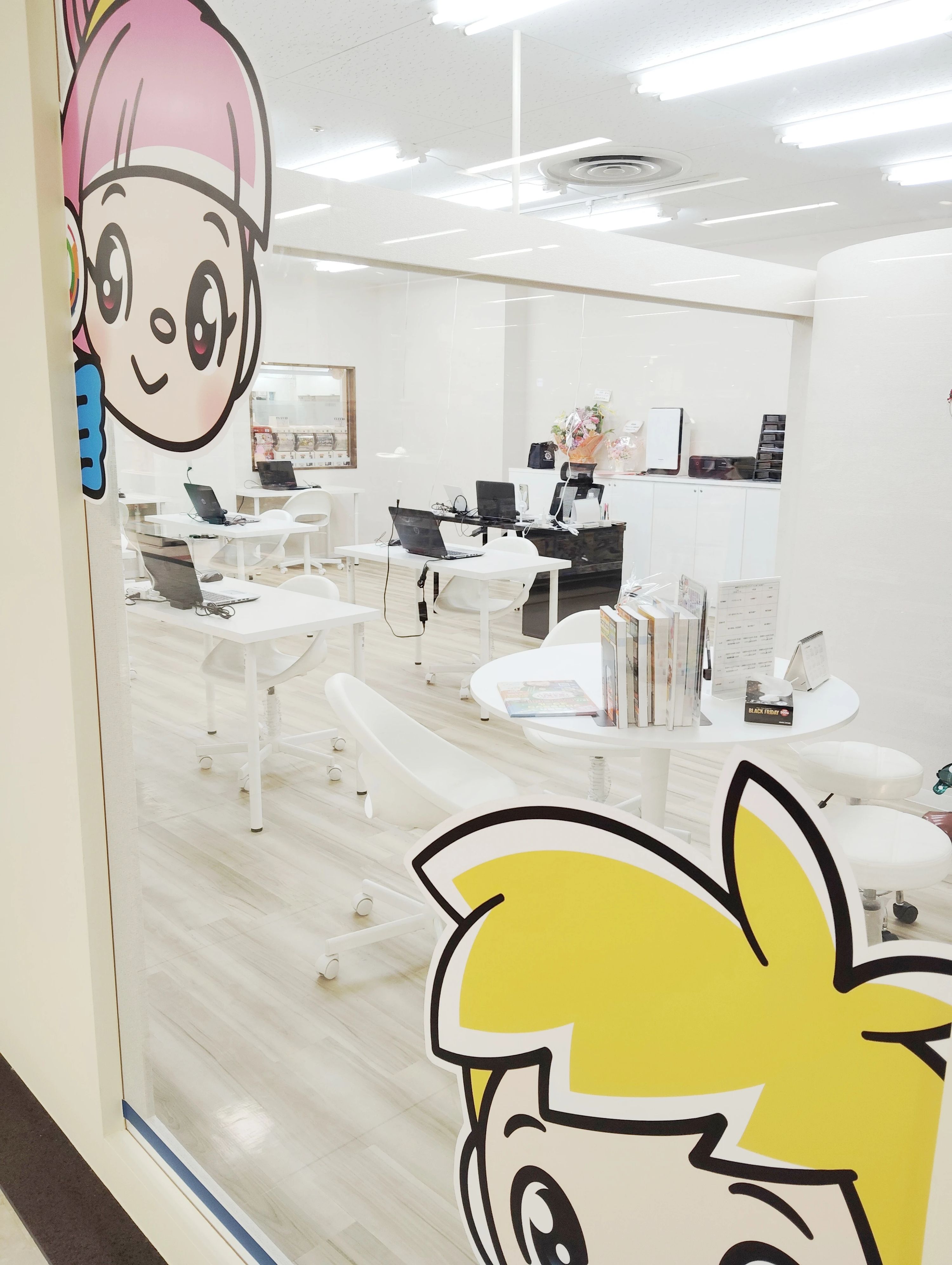 プログラミングスクールiTeenイオン高槻校のサムネイル画像 4