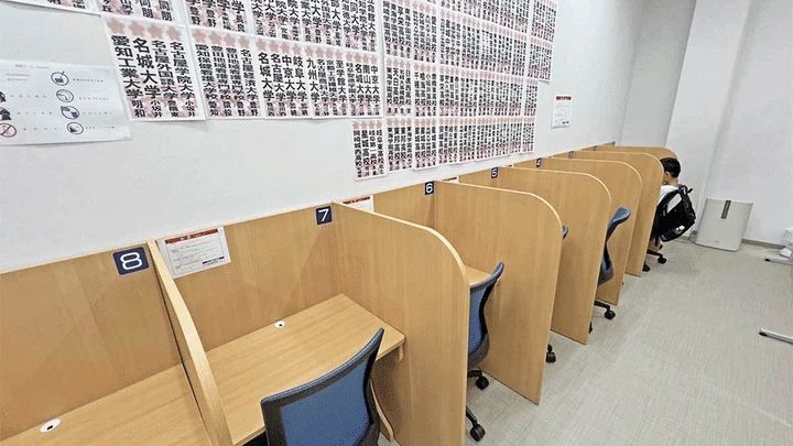 個別指導Axisロボットプログラミング講座 豊川千歳通校のサムネイル画像 2